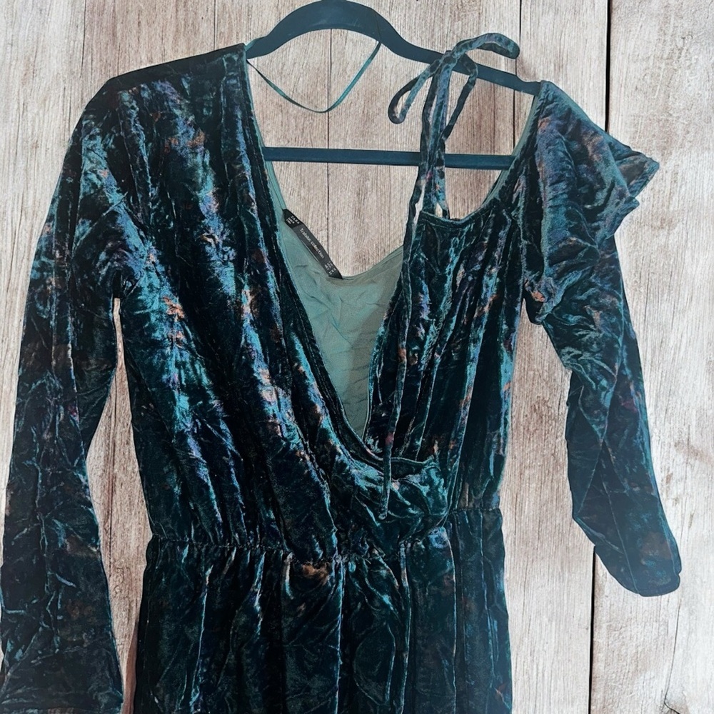 Zara trafaluc velvet floral dress one shoulder - medium (C8) - Picture 2 of 8